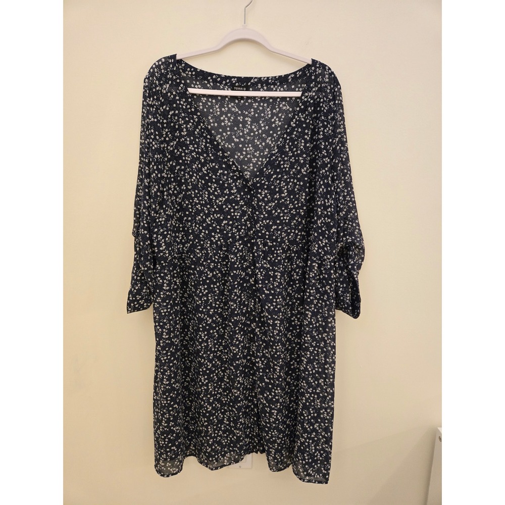 Torrid Size 3 Navy Floral Sheer Chiffon Babydoll Tunic Dress